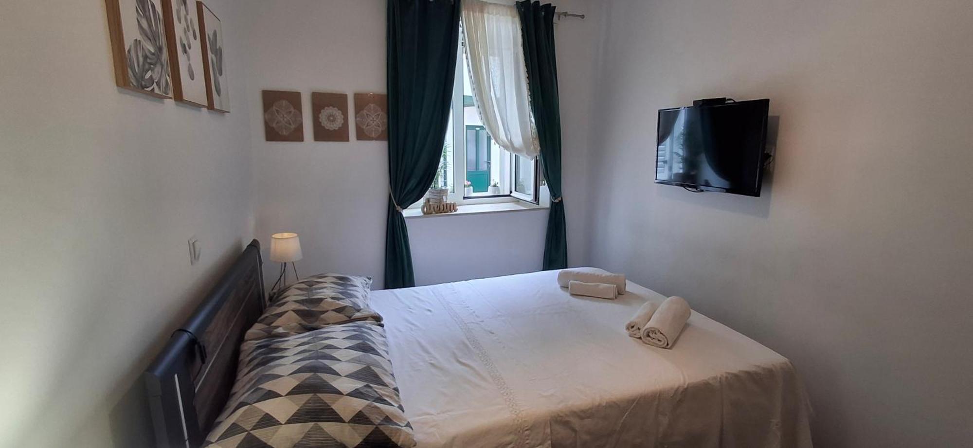 Old Town Sole Apartment สปลิท ภายนอก รูปภาพ